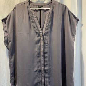 Torrid gray cap-sleeve blouse